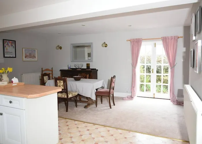 Cotswold Dog-Friendly Holiday Home